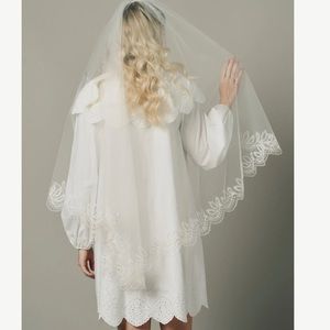 Mimosa Ornamental Embroidered Veil